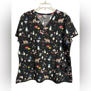 XL Scrub Top White Cross Gnome Print Fun Nurse Care Aid LPN RN Black Red Blue